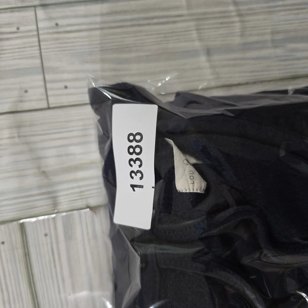 Lou & Grey for LOFT Womens Navy Blue Fleece Short Sleeve Romper Size L Pockets - Picture 4 of 5